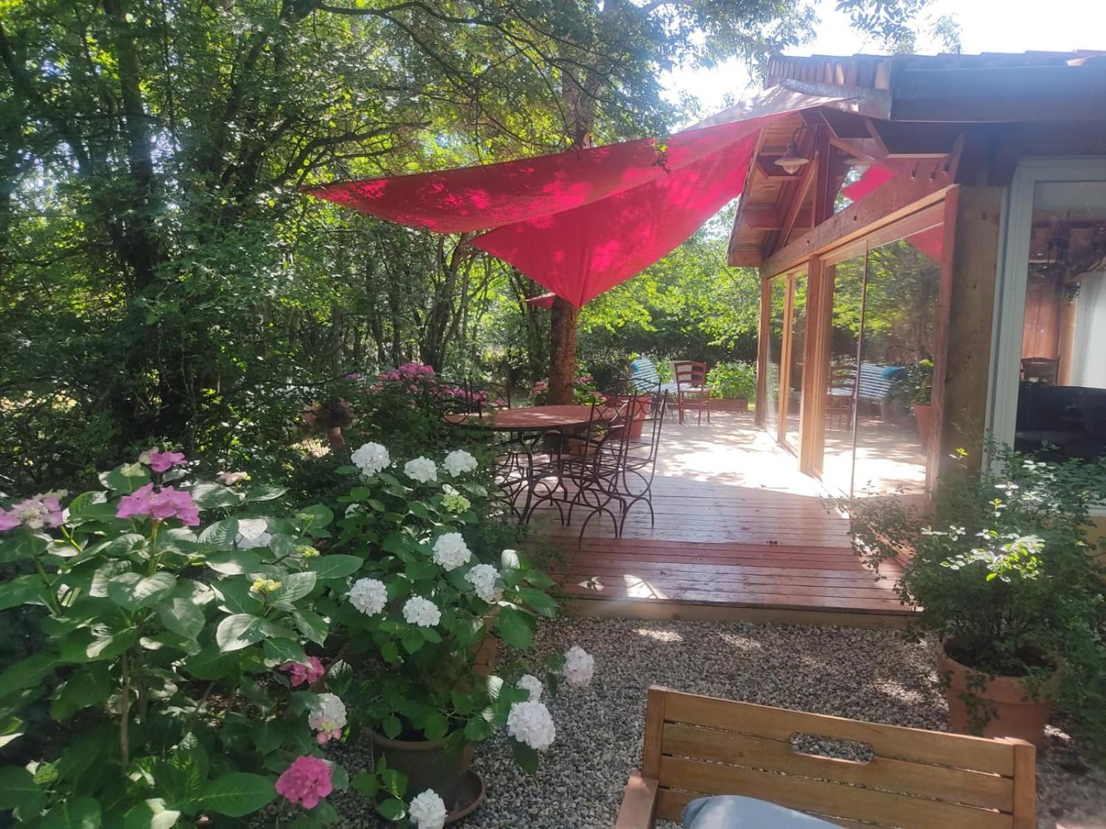 La Frenaie Bed & Breakfast Saint-Cyr-sur-le-Rhone Eksteriør bilde