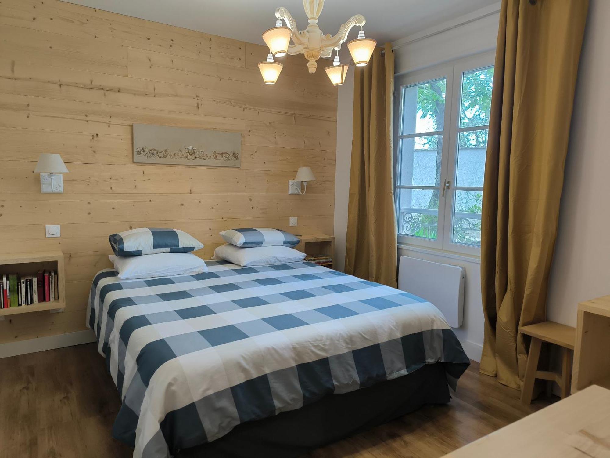 La Frenaie Bed & Breakfast Saint-Cyr-sur-le-Rhone Eksteriør bilde
