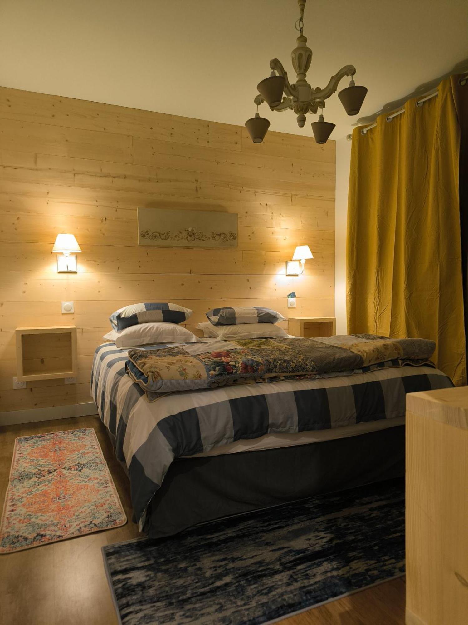 La Frenaie Bed & Breakfast Saint-Cyr-sur-le-Rhone Eksteriør bilde